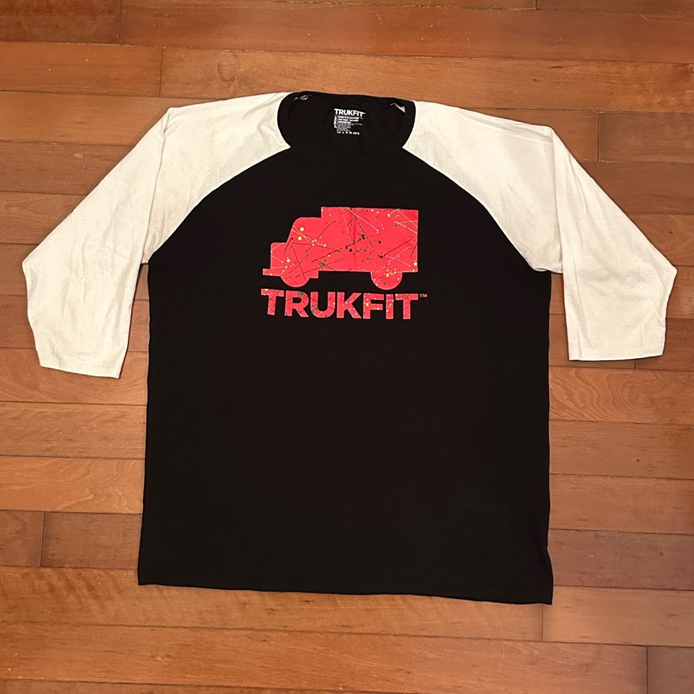 Trukfit Black and White Three Quarter Sleeve Tee